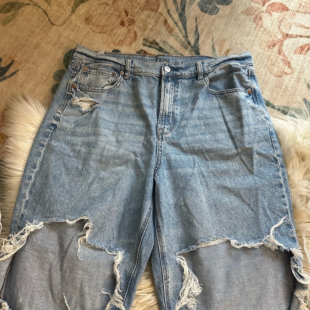 AMERICAN EAGLE Super High Rise Baggy Straight Jean In Medium Indigo - Picture 3 of 7